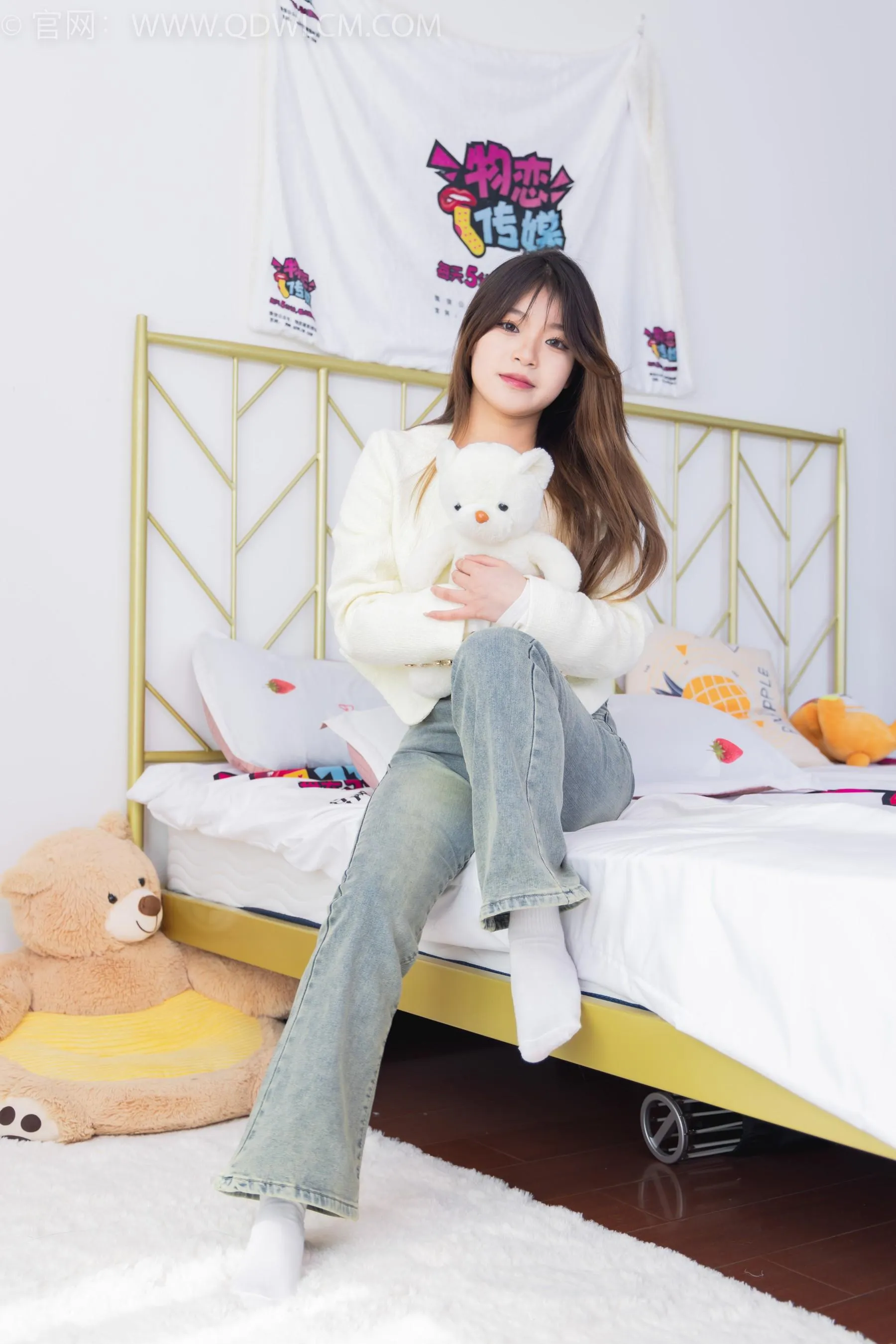 物恋传媒 NO.1556 闪闪-闪闪发光 [151P]插图4